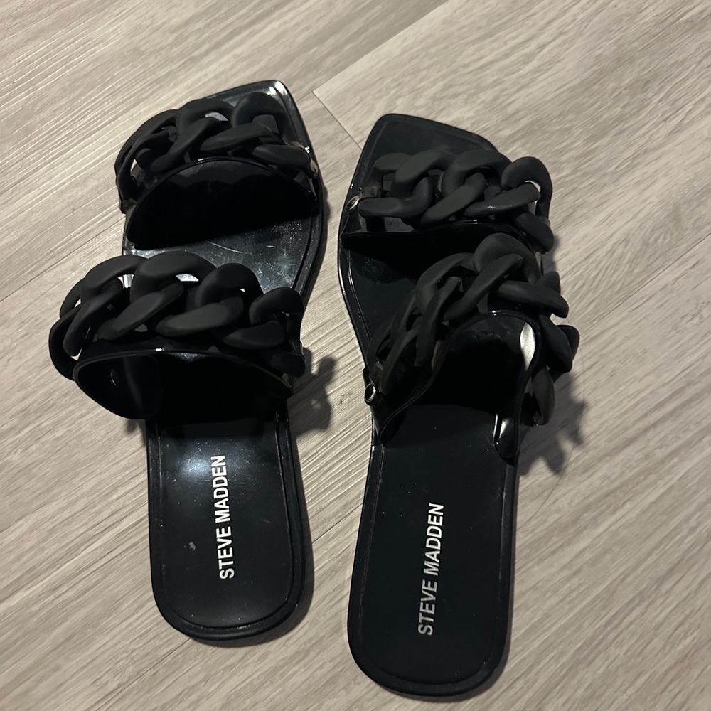 Steve Madden Black Chain Detail Sandals
